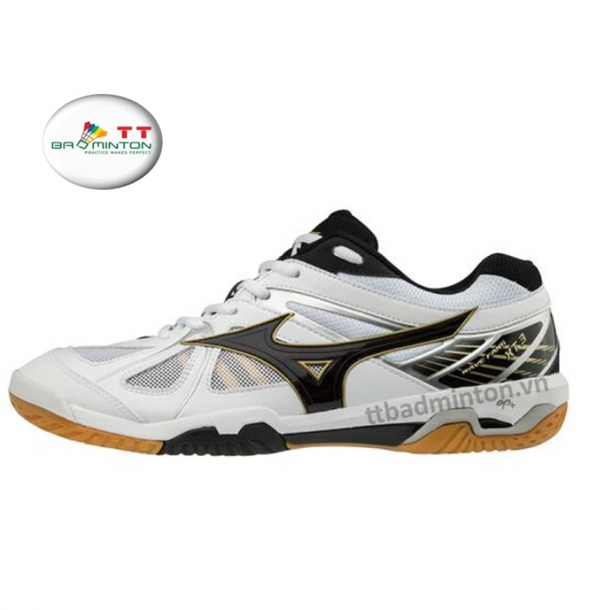 Gi y c u l ng Mizuno Nh t Wave Fang XT3 Tr ng en